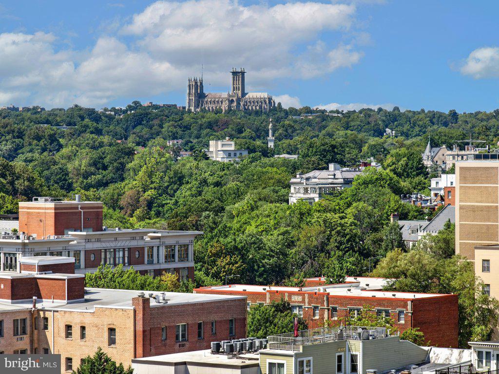 1280 21ST STREET NW Unit: 806