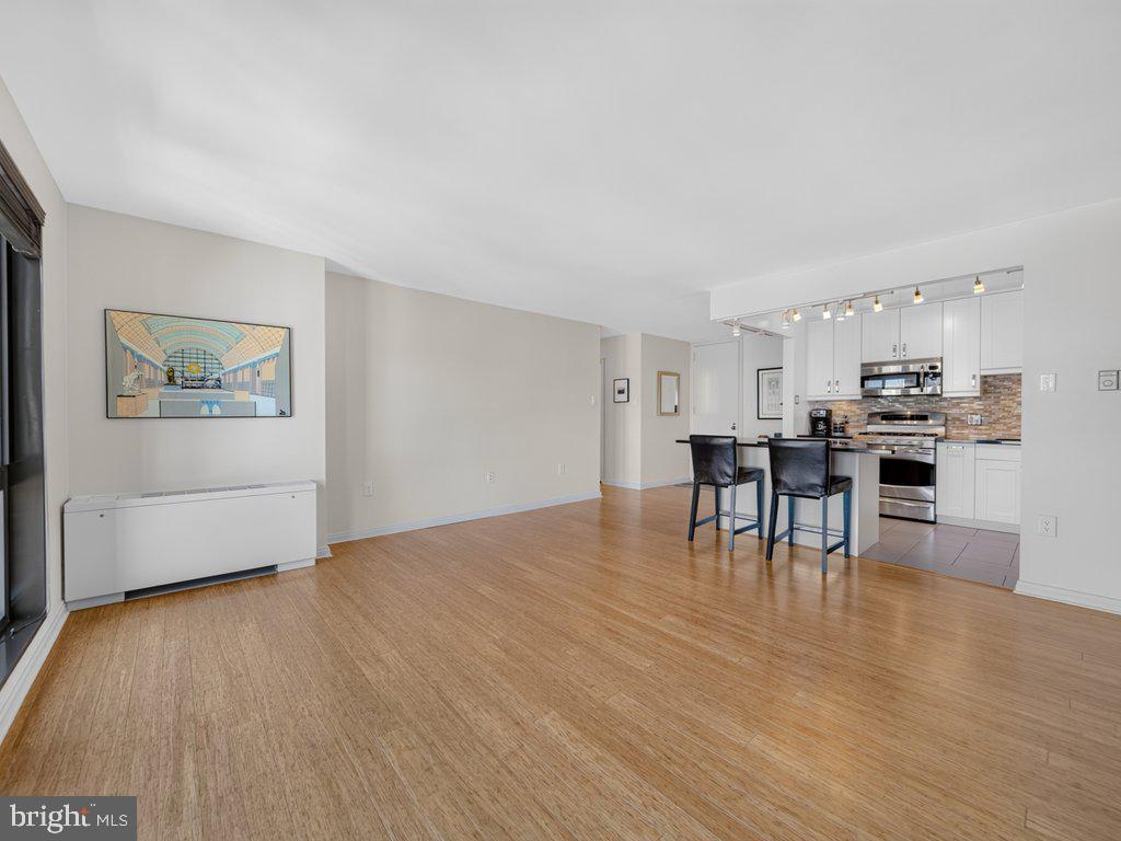 1280 21ST STREET NW Unit: 806