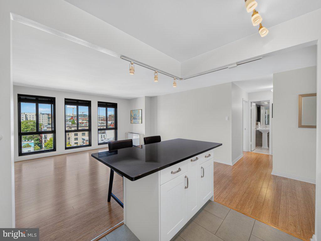 1280 21ST STREET NW Unit: 806