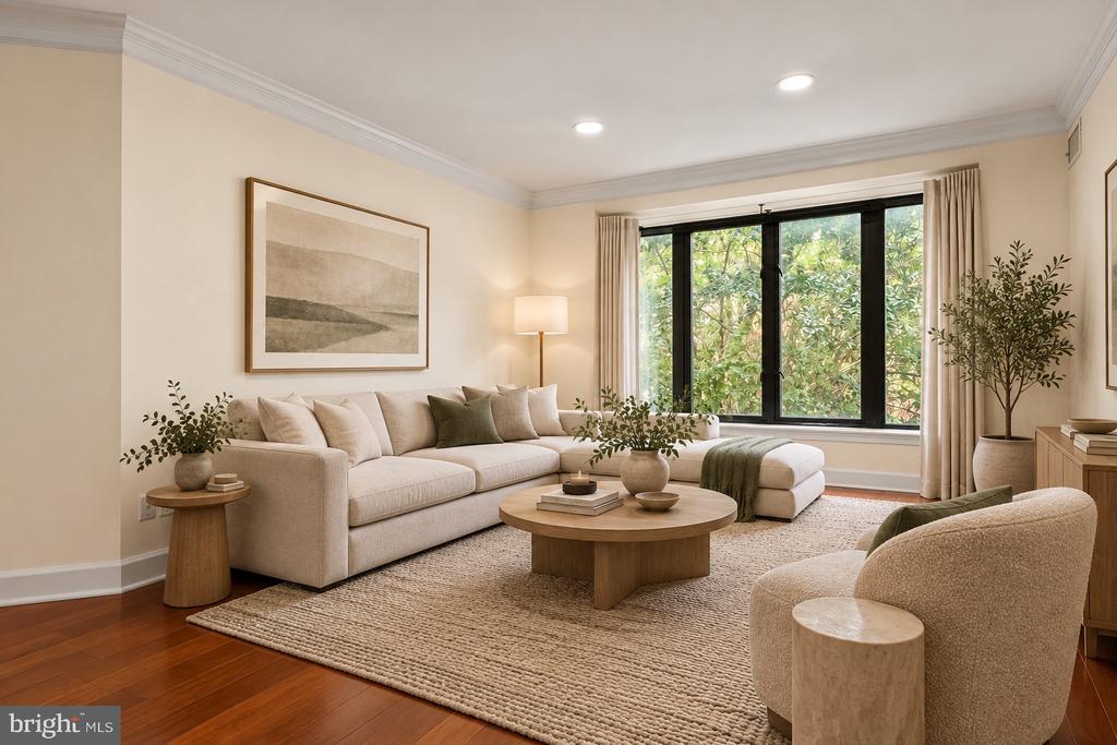 1080 WISCONSIN AVENUE NW Unit: 2011