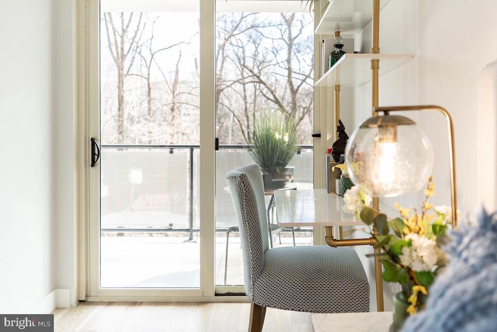 4201 CATHEDRAL AVENUE NW Unit: 306E