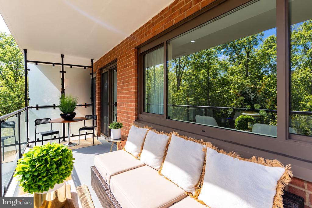 4201 CATHEDRAL AVENUE NW Unit: 306E