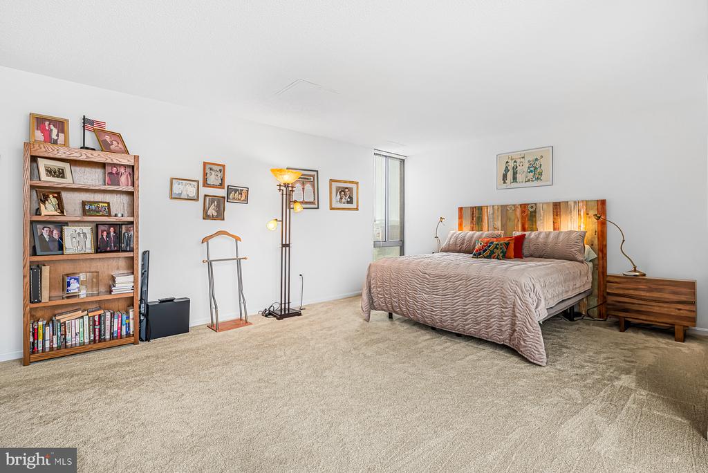 800 25TH STREET NW Unit: 1001
