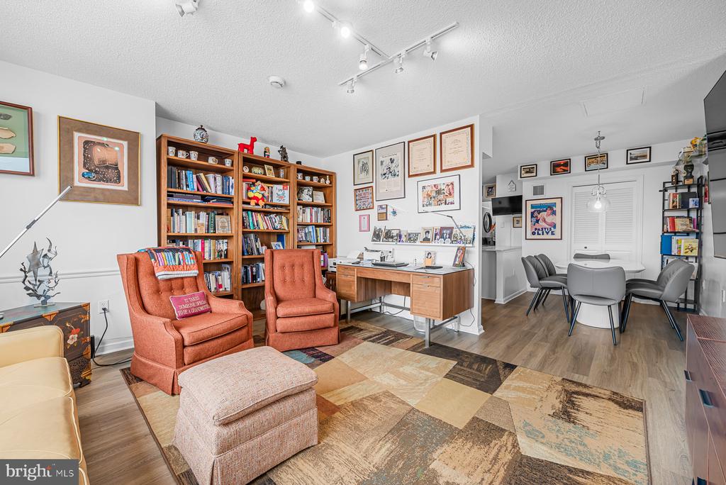 800 25TH STREET NW Unit: 1001