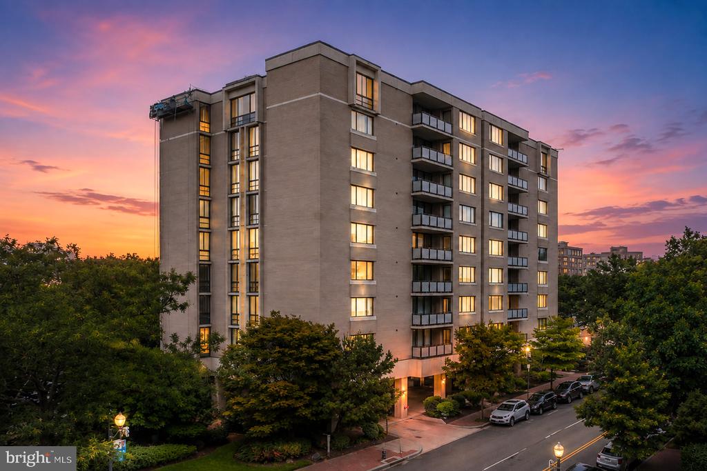 800 25TH STREET NW Unit: 1001