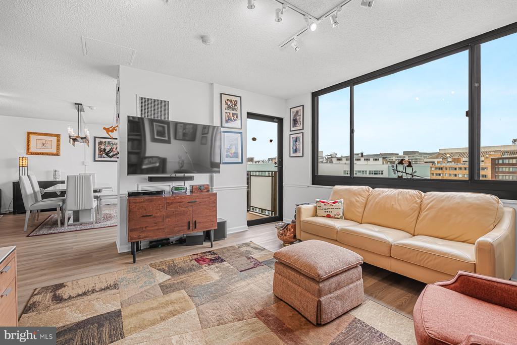 800 25TH STREET NW Unit: 1001