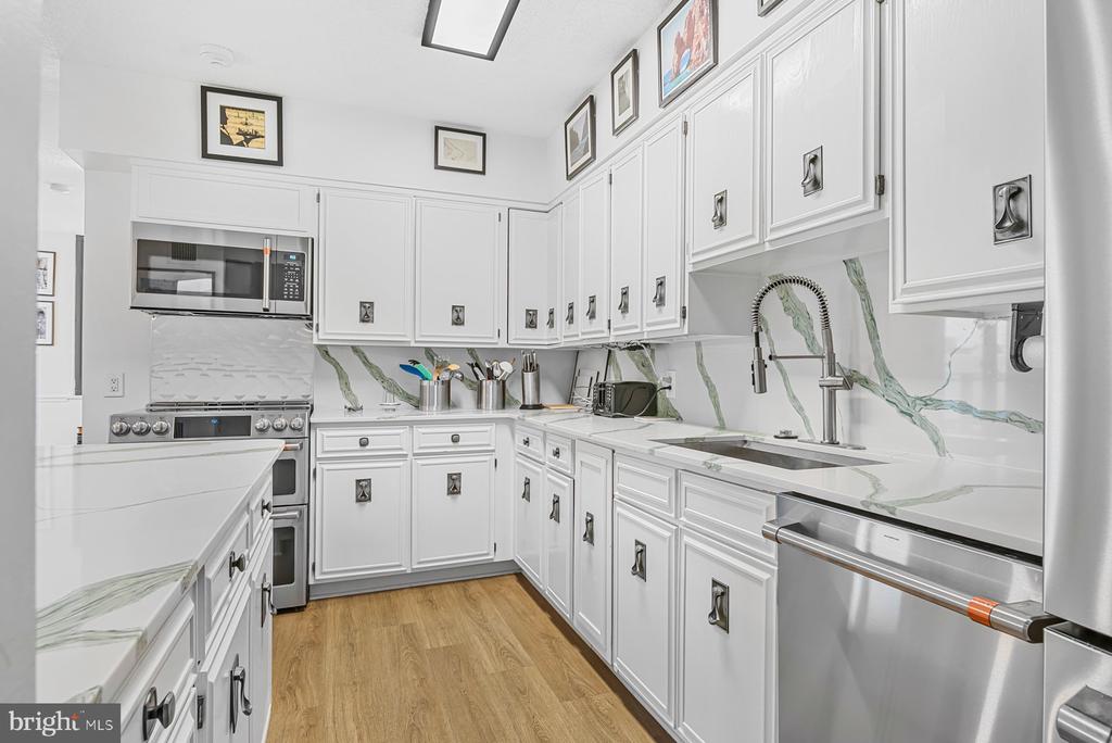 800 25TH STREET NW Unit: 1001