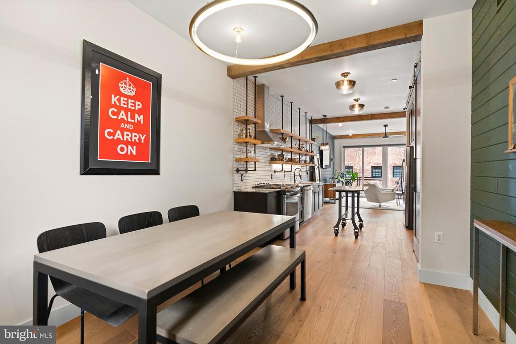 770 GIRARD STREET NW Unit: 1E
