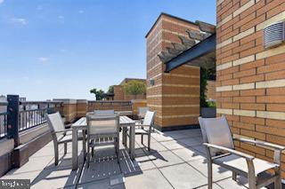 400 MASSACHUSETTS AVENUE NW Unit: 711