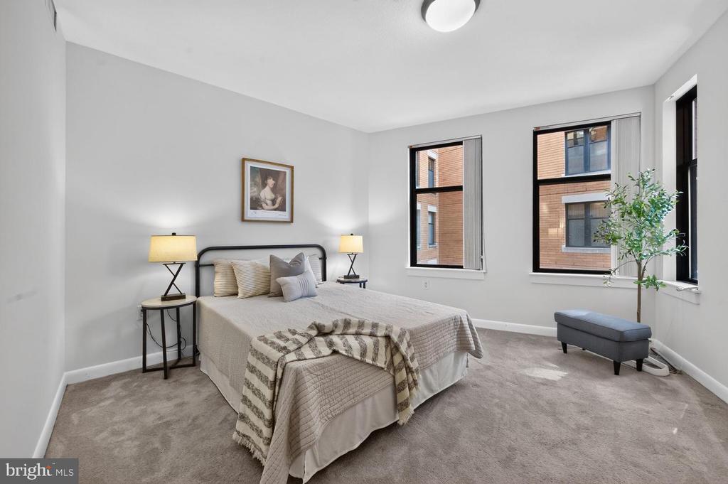 400 MASSACHUSETTS AVENUE NW Unit: 711