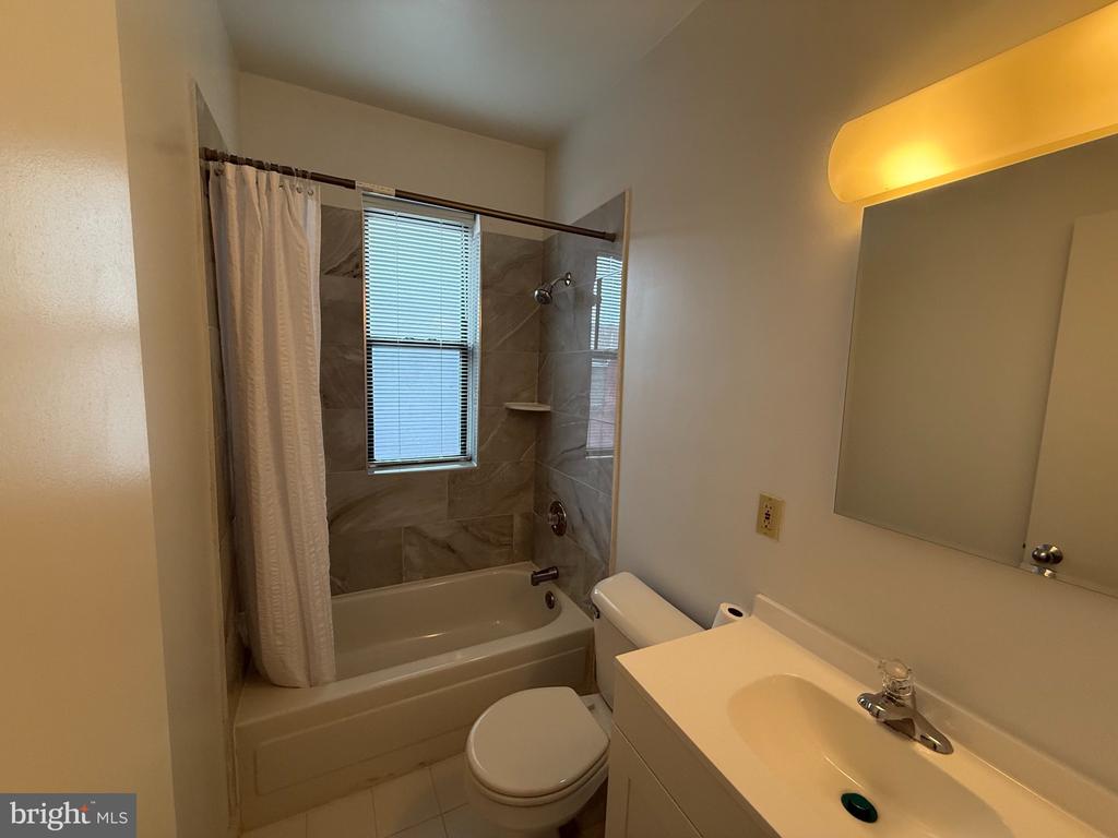 2201 15TH STREET NW Unit: 303