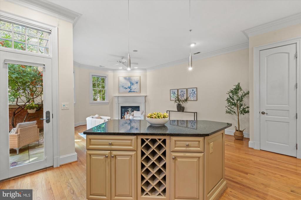 2995 38TH STREET NW