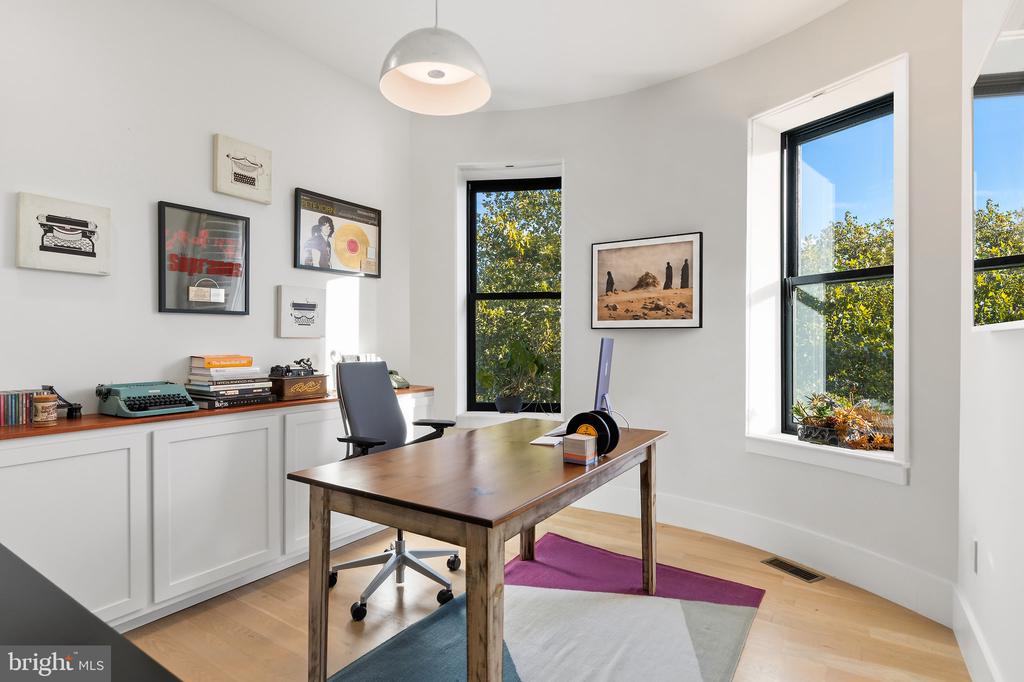 1600 13TH STREET NW Unit: A