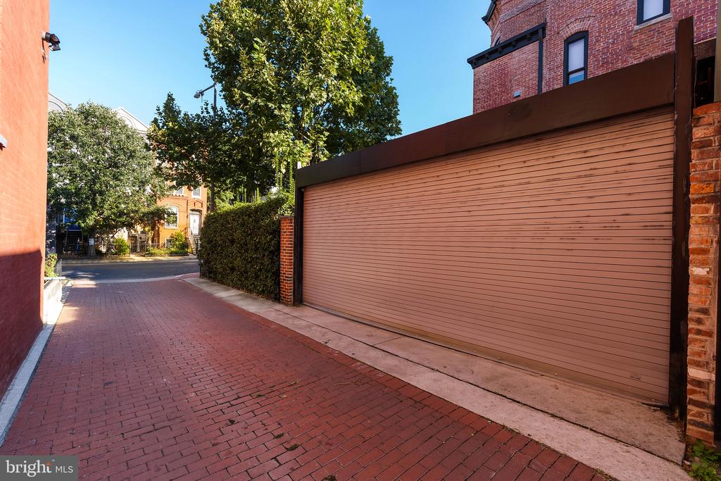 1600 13TH STREET NW Unit: A