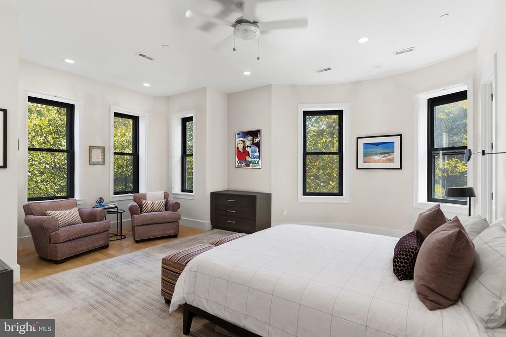 1600 13TH STREET NW Unit: A