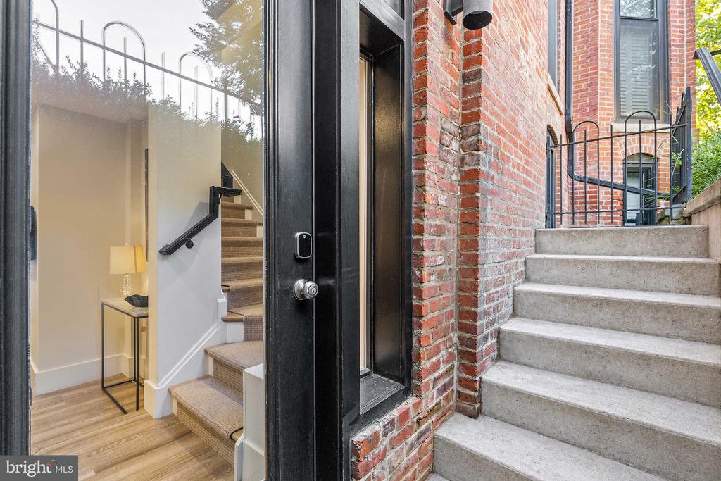 1600 13TH STREET NW Unit: A