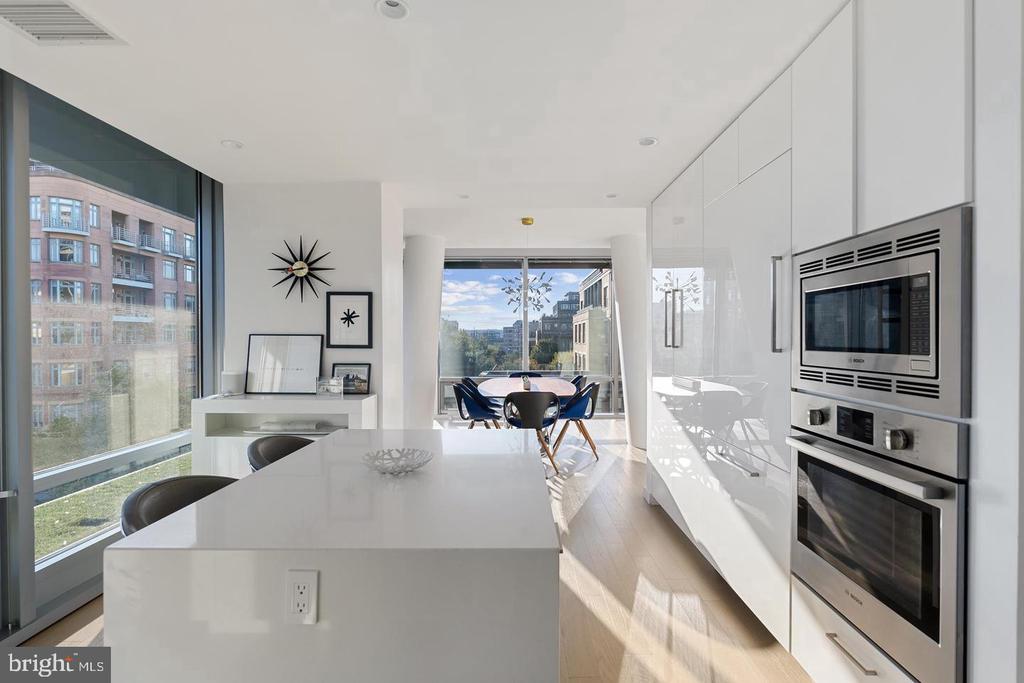 1111 24TH STREET NW Unit: 53