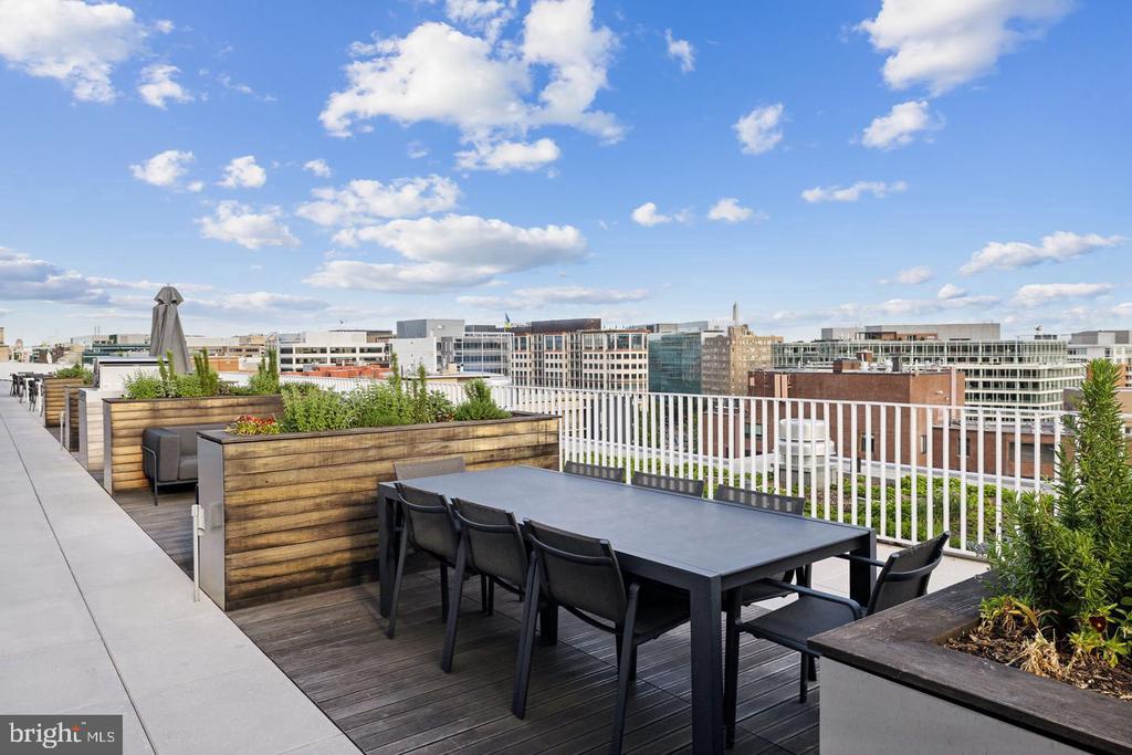 1111 24TH STREET NW Unit: 53