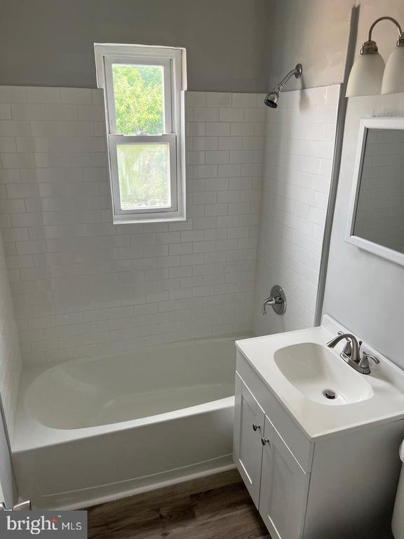 4219 #1 BROOKS STREET NE