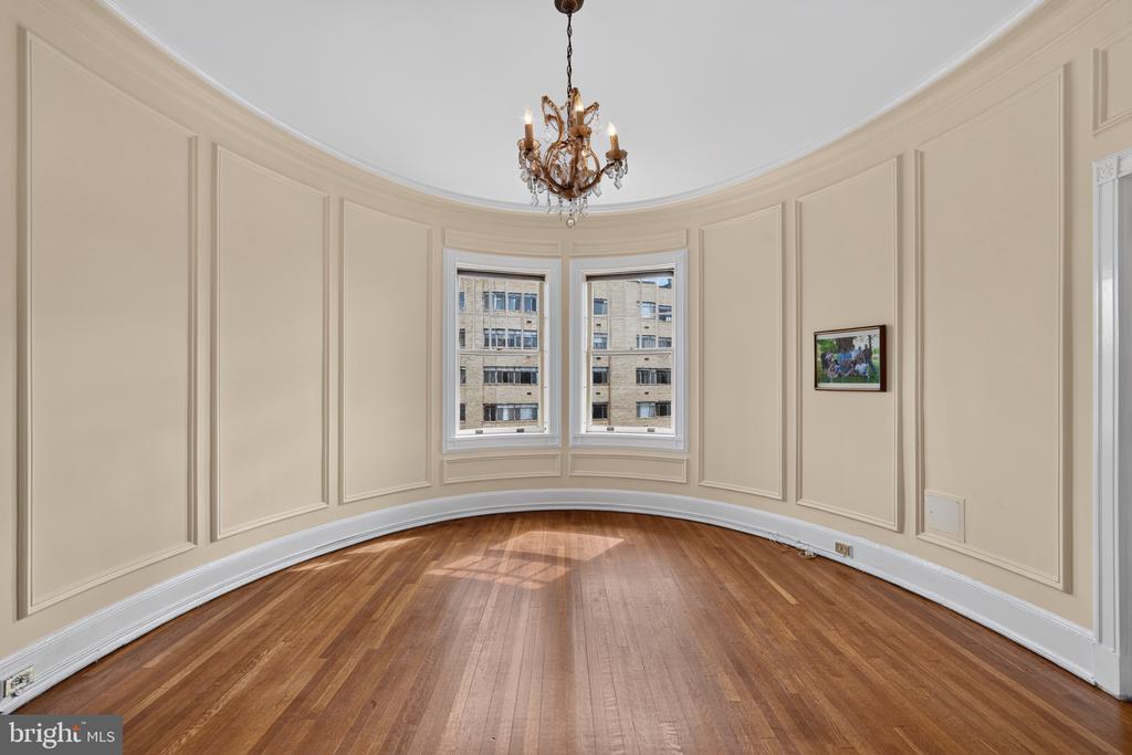 1901 NW WYOMING AVENUE NW Unit: 52