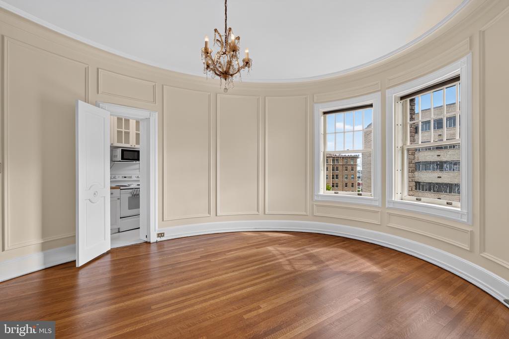1901 NW WYOMING AVENUE NW Unit: 52