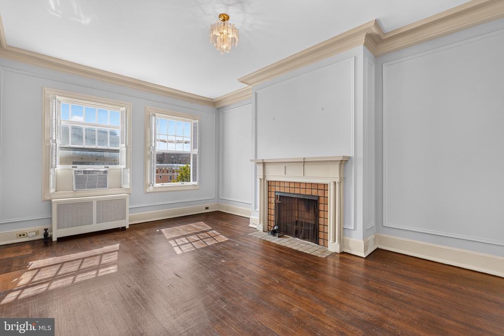 1901 NW WYOMING AVENUE NW Unit: 52