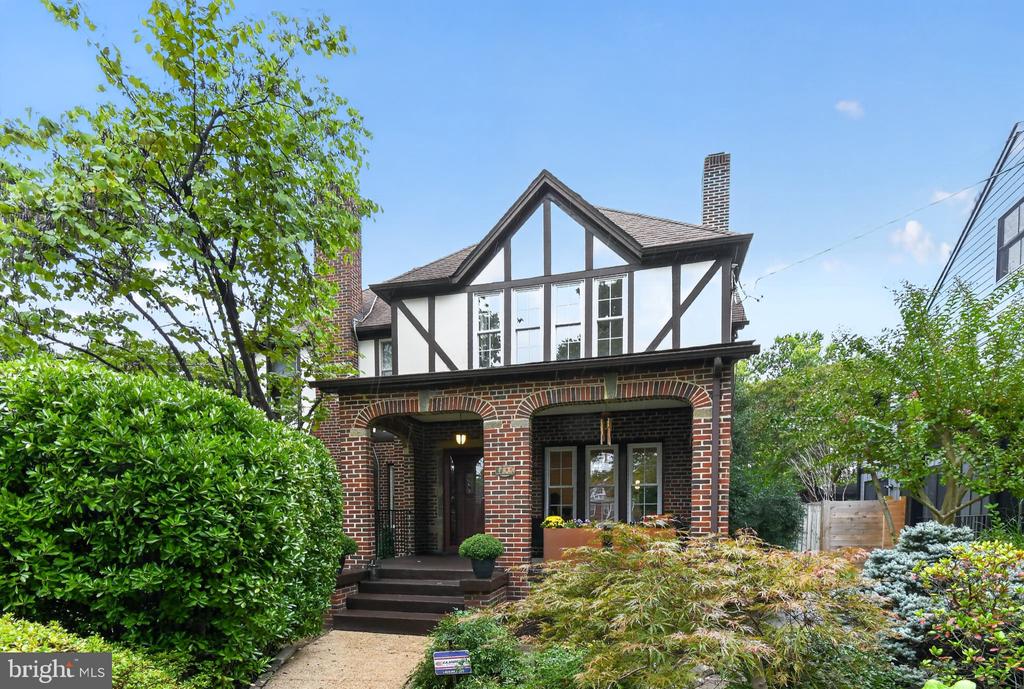 4123 MILITARY ROAD NW