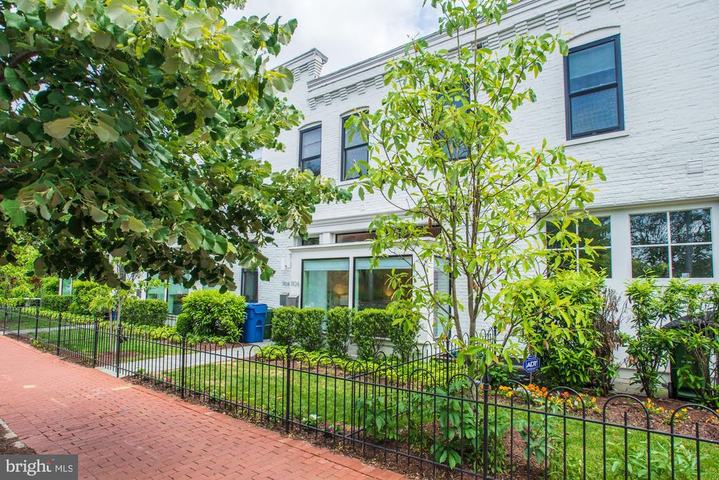 1106 T STREET NW