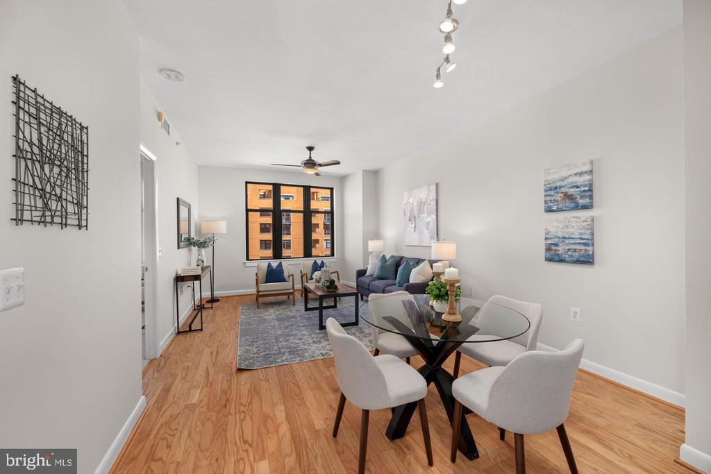 400 MASSACHUSETTS AVENUE NW Unit: 1012