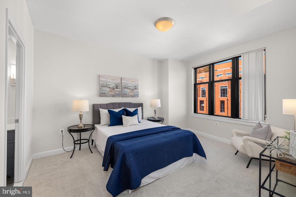 400 MASSACHUSETTS AVENUE NW Unit: 1012