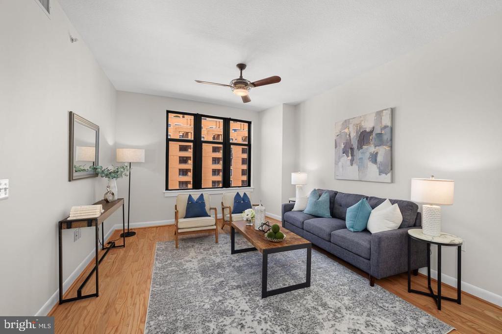 400 MASSACHUSETTS AVENUE NW Unit: 1012
