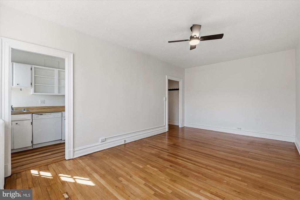 2456 20TH STREET NW Unit: 303