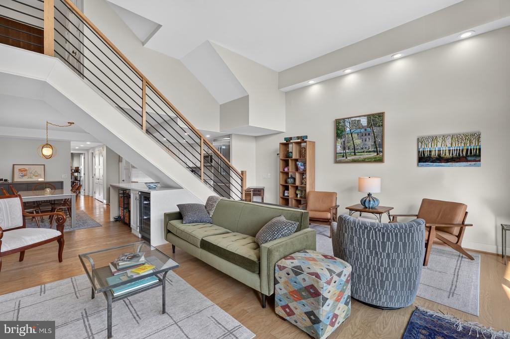 3101 NEW MEXICO AVENUE NW Unit: 816