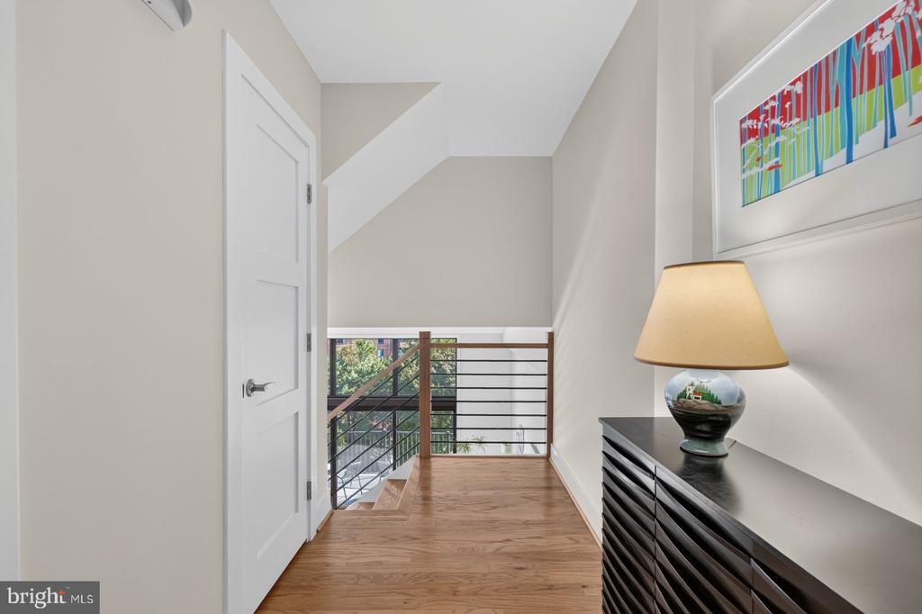 3101 NEW MEXICO AVENUE NW Unit: 816