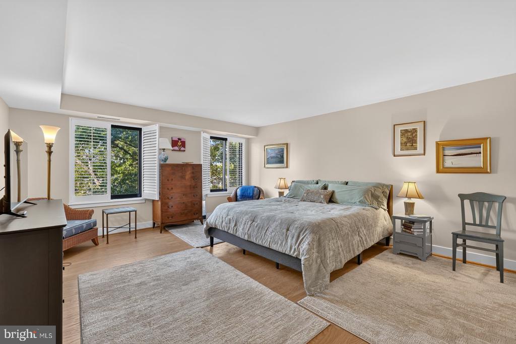 3101 NEW MEXICO AVENUE NW Unit: 816