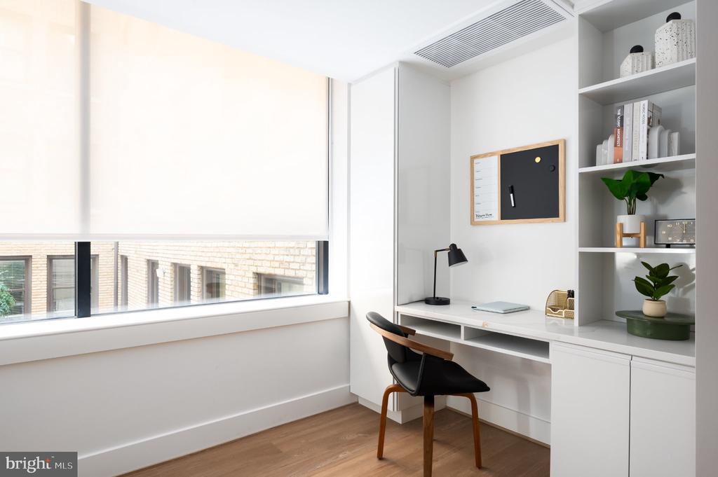 1425 NEW YORK AVENUE NW Unit: 1307/ VARIES