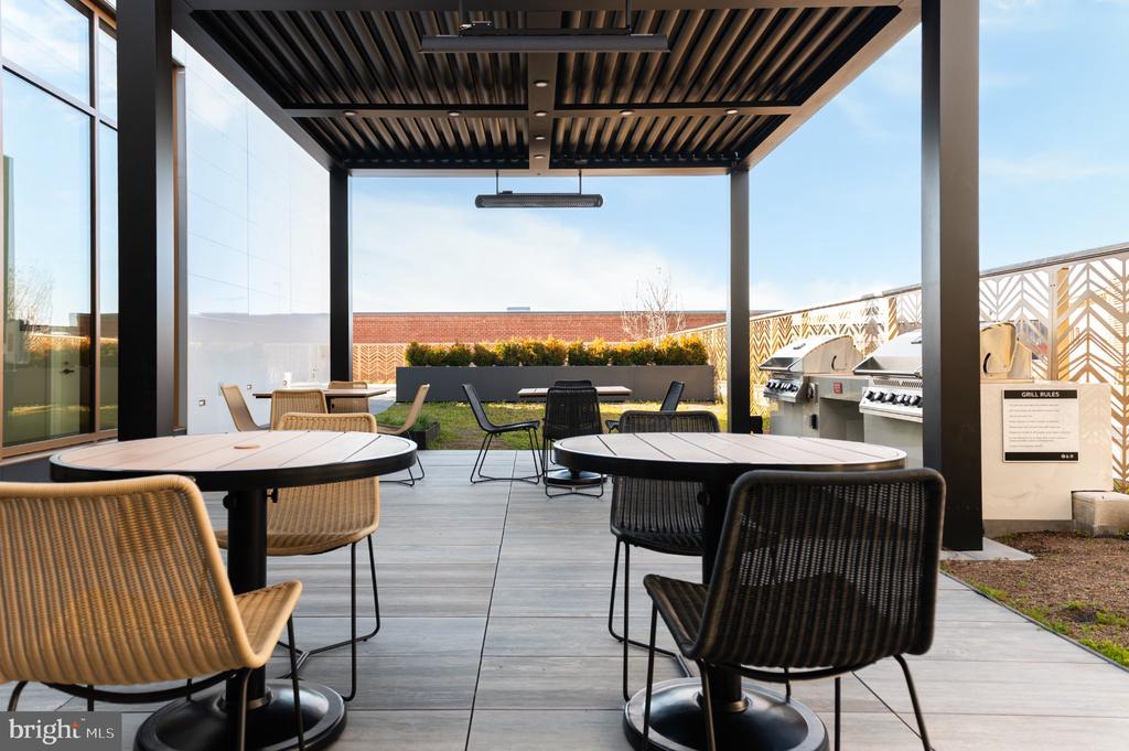 1425 NEW YORK AVENUE NW Unit: 1307/ VARIES