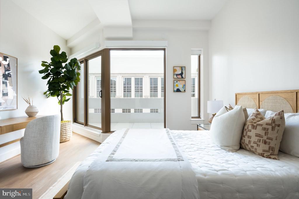 1425 NEW YORK AVENUE NW Unit: 1307/ VARIES