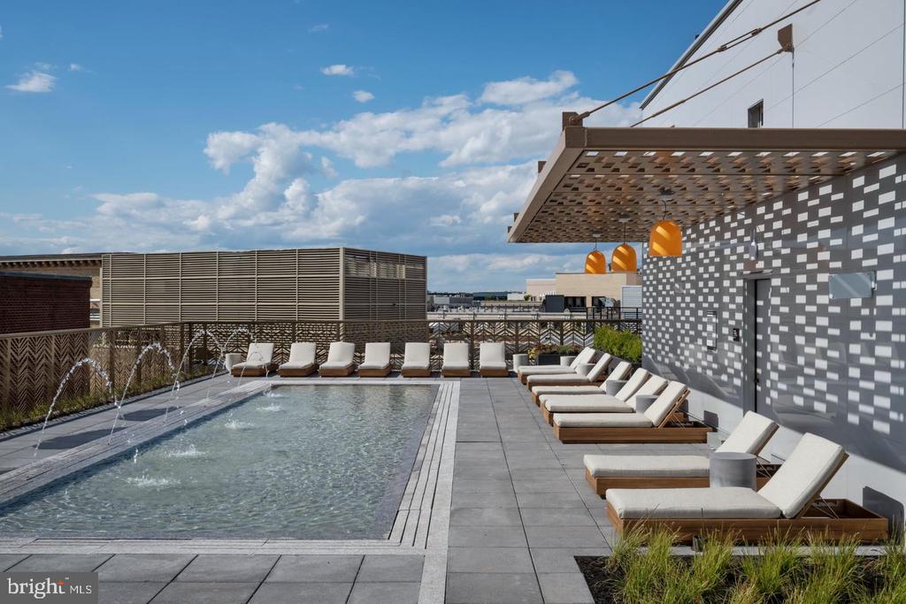 1425 NEW YORK AVENUE NW Unit: 1208/ VARIES