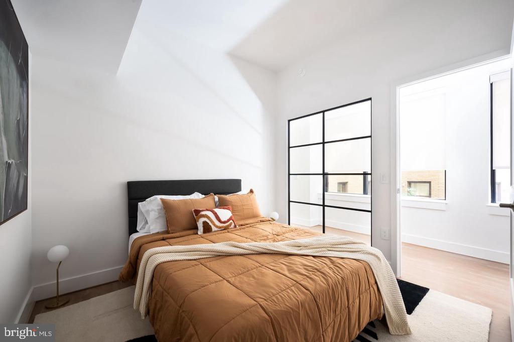 1425 NEW YORK AVENUE NW Unit: 1208/ VARIES