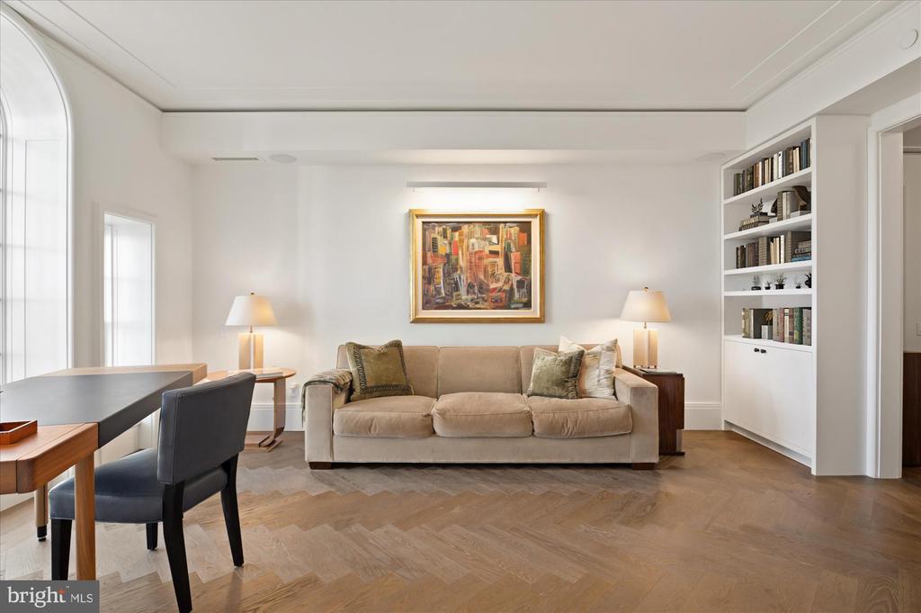 2660 CONNECTICUT AVENUE NW Unit: 4B