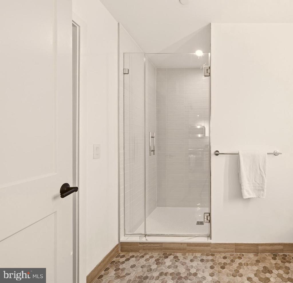 70 N STREET SE Unit: N706