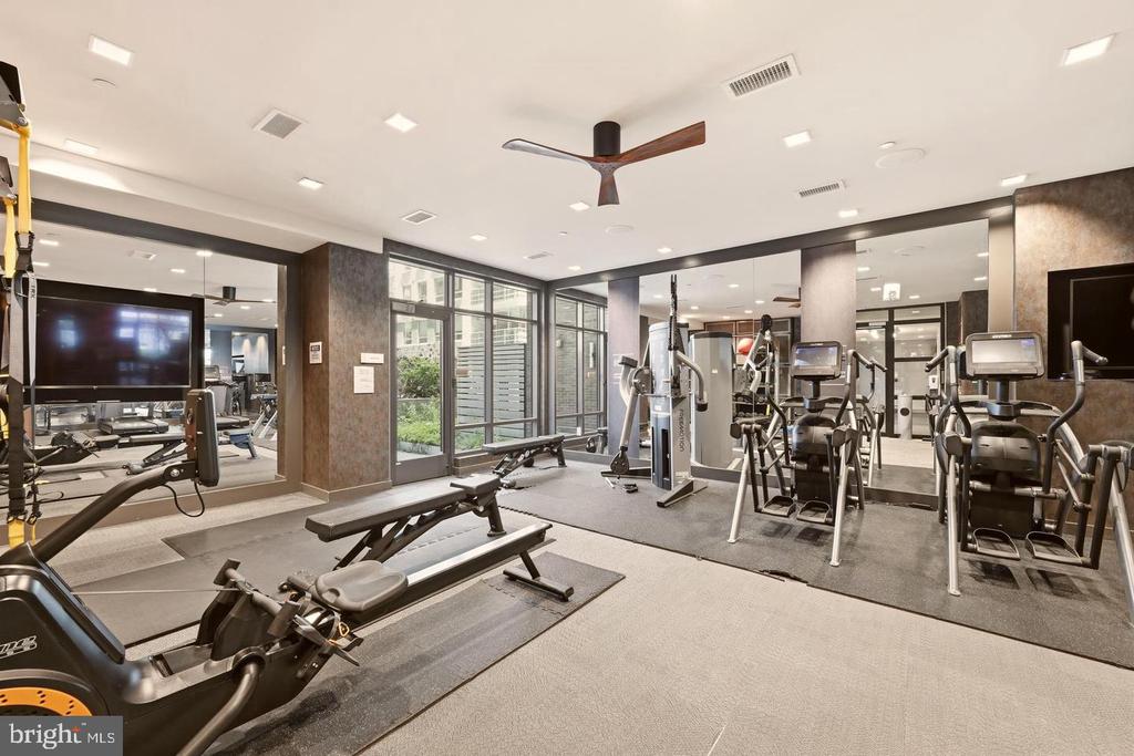 70 N STREET SE Unit: N706