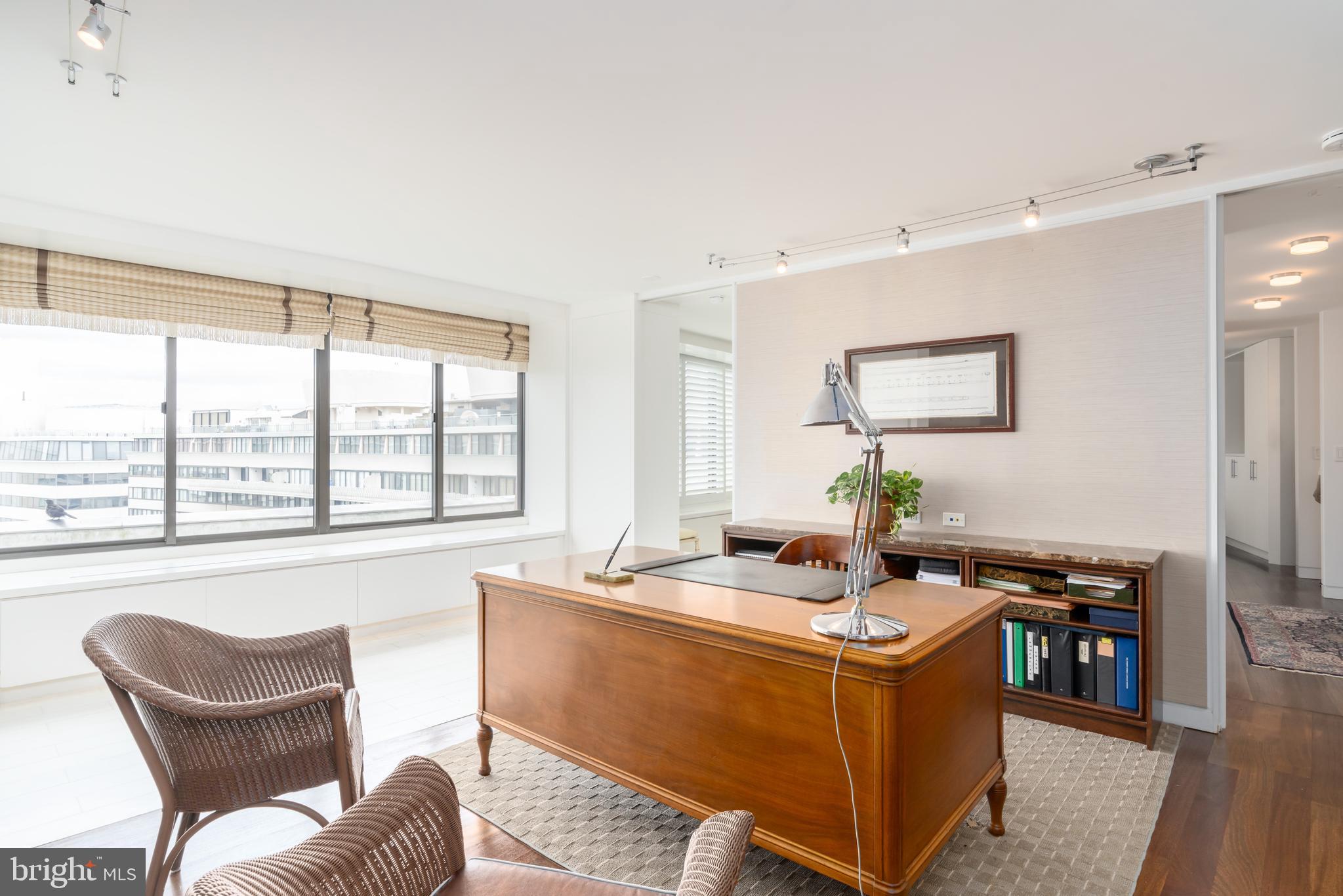 2500 VIRGINIA AVENUE NW 1408-S