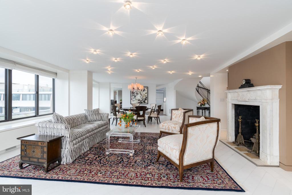 2500 VIRGINIA AVENUE NW 1408-S
