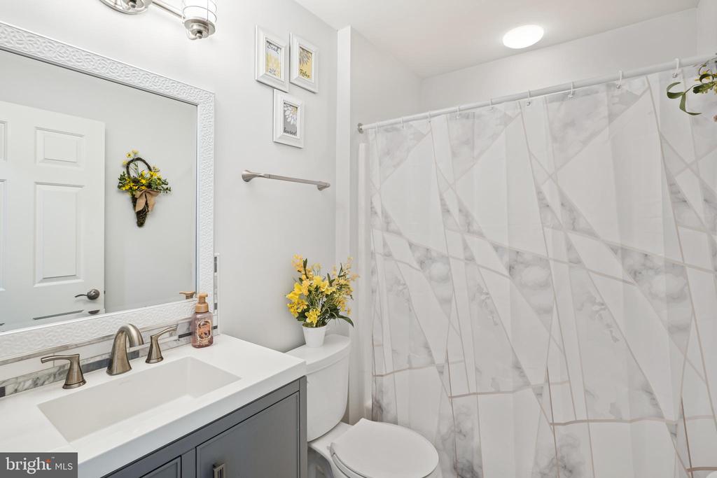4 OCEANWILLOW DRIVE