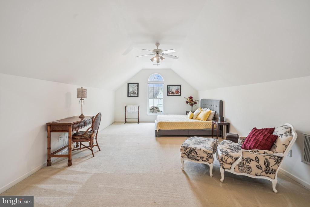 4 OCEANWILLOW DRIVE