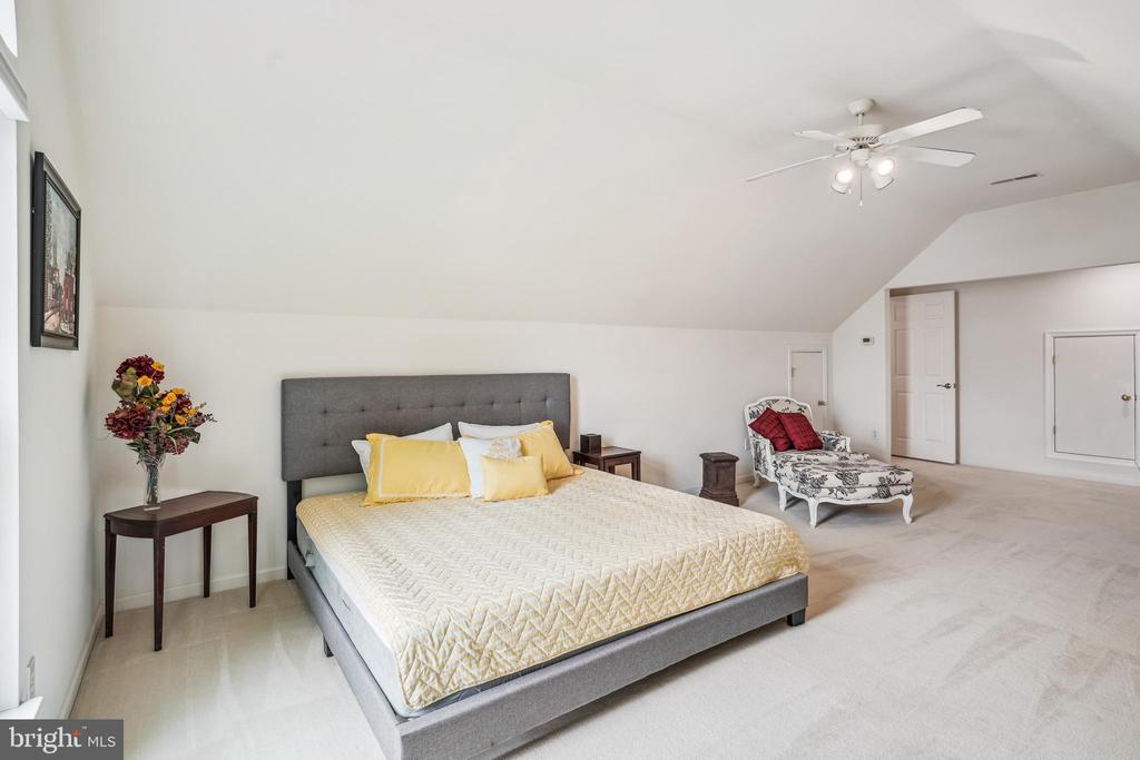 4 OCEANWILLOW DRIVE