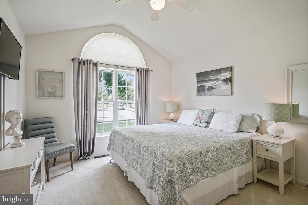 4 OCEANWILLOW DRIVE