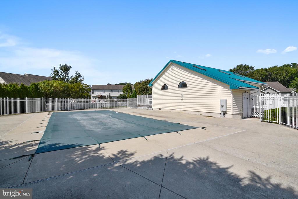 4 OCEANWILLOW DRIVE